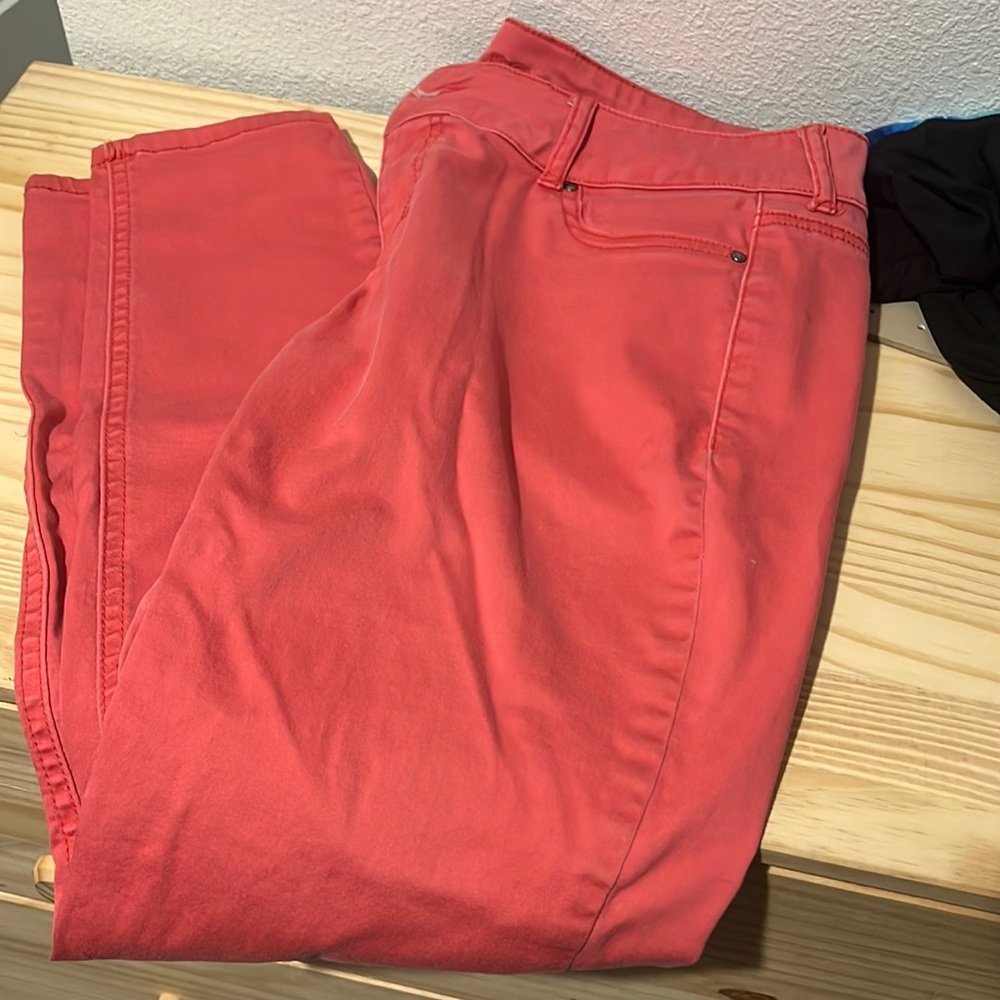 Maurice's jegging style